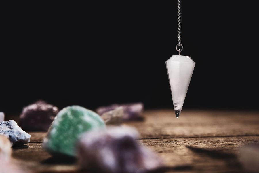 How to use a pendulum